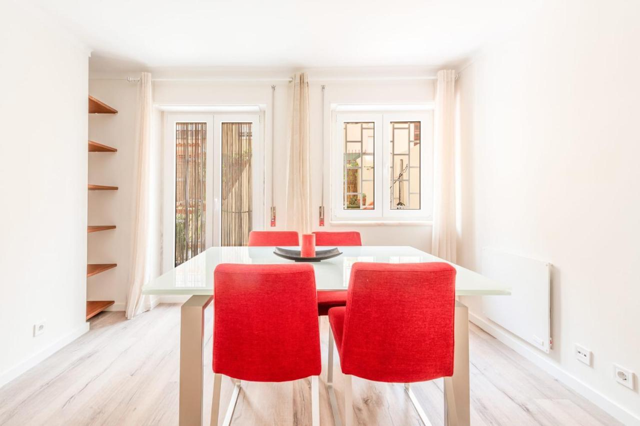 カルカヴェロスGuestready - Minimalist Downtown Apt With Terraceアパートメント エクステリア 写真