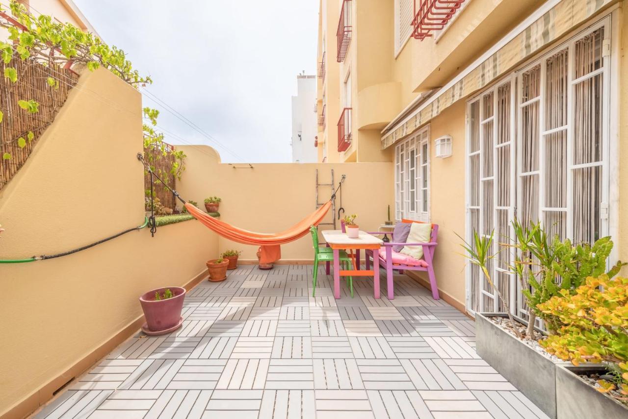 カルカヴェロスGuestready - Minimalist Downtown Apt With Terraceアパートメント エクステリア 写真